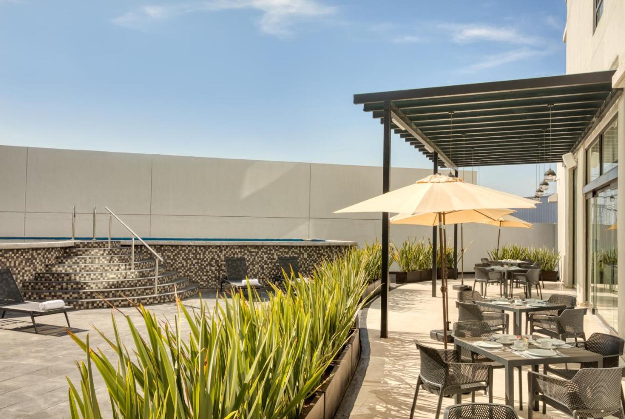 Fiesta Inn Guadalajara Aeropuerto Las Pintas エクステリア 写真