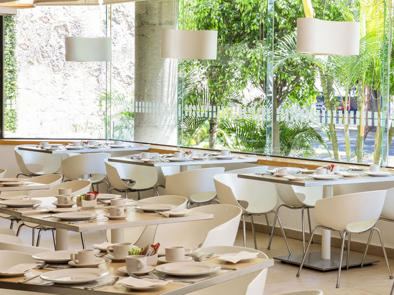 Fiesta Inn Guadalajara Aeropuerto Las Pintas エクステリア 写真